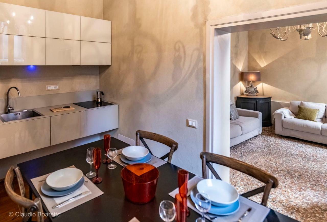 Gondola Bianca Venisejetaime Apartment ภายนอก รูปภาพ