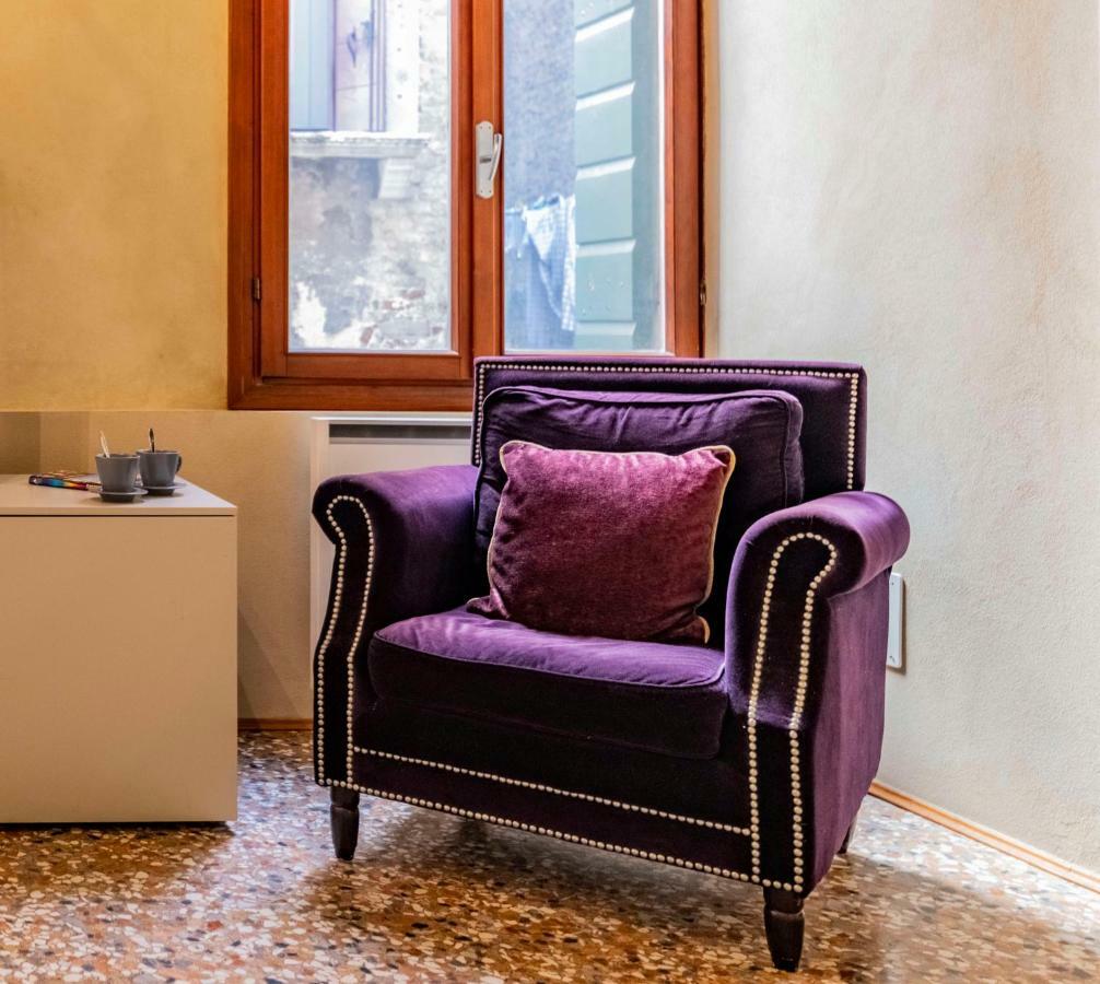 Gondola Bianca Venisejetaime Apartment ภายนอก รูปภาพ